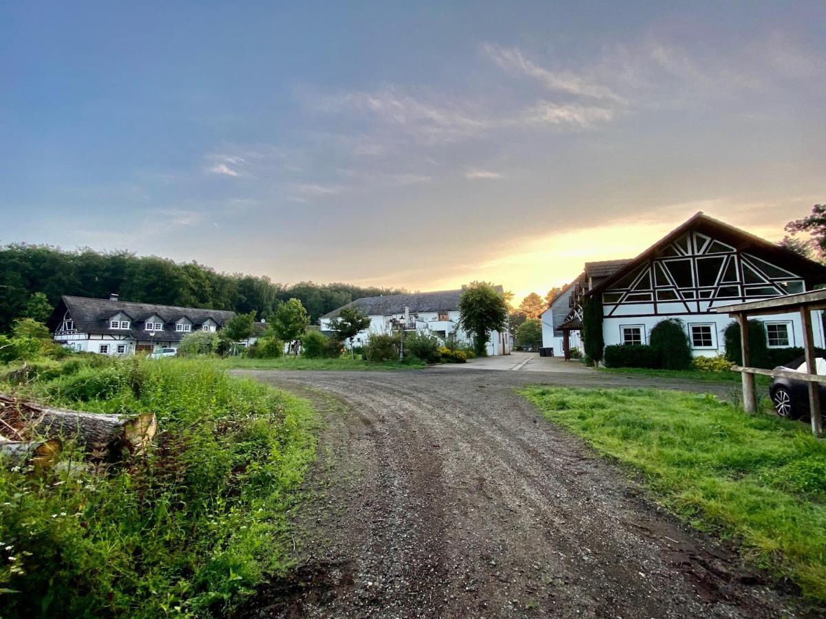 Koebelerhof - Stilvoll Eingerichtete Landwohnung Kordorf Екстериор снимка